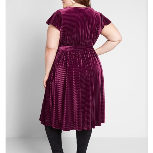 Never worn Modcloth RICH RED Velvet Dress - Picture 3 of 5